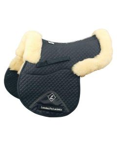 Lammfell-Satteldecke mit Memoryschaum