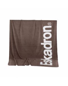ESKADRON Dynamic Sofadecke Fleece 2026