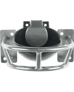 Massiver Tränkebeckenschutz